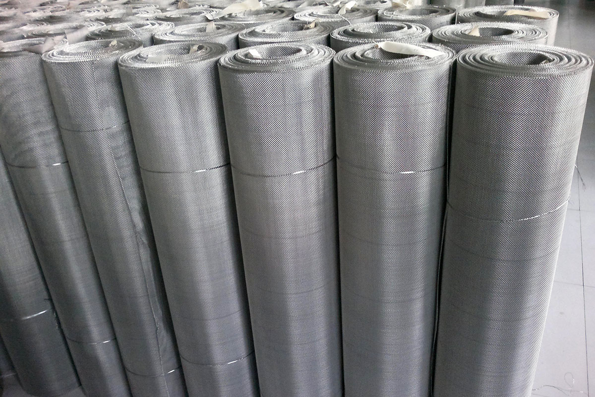 fine aluminium mesh roll